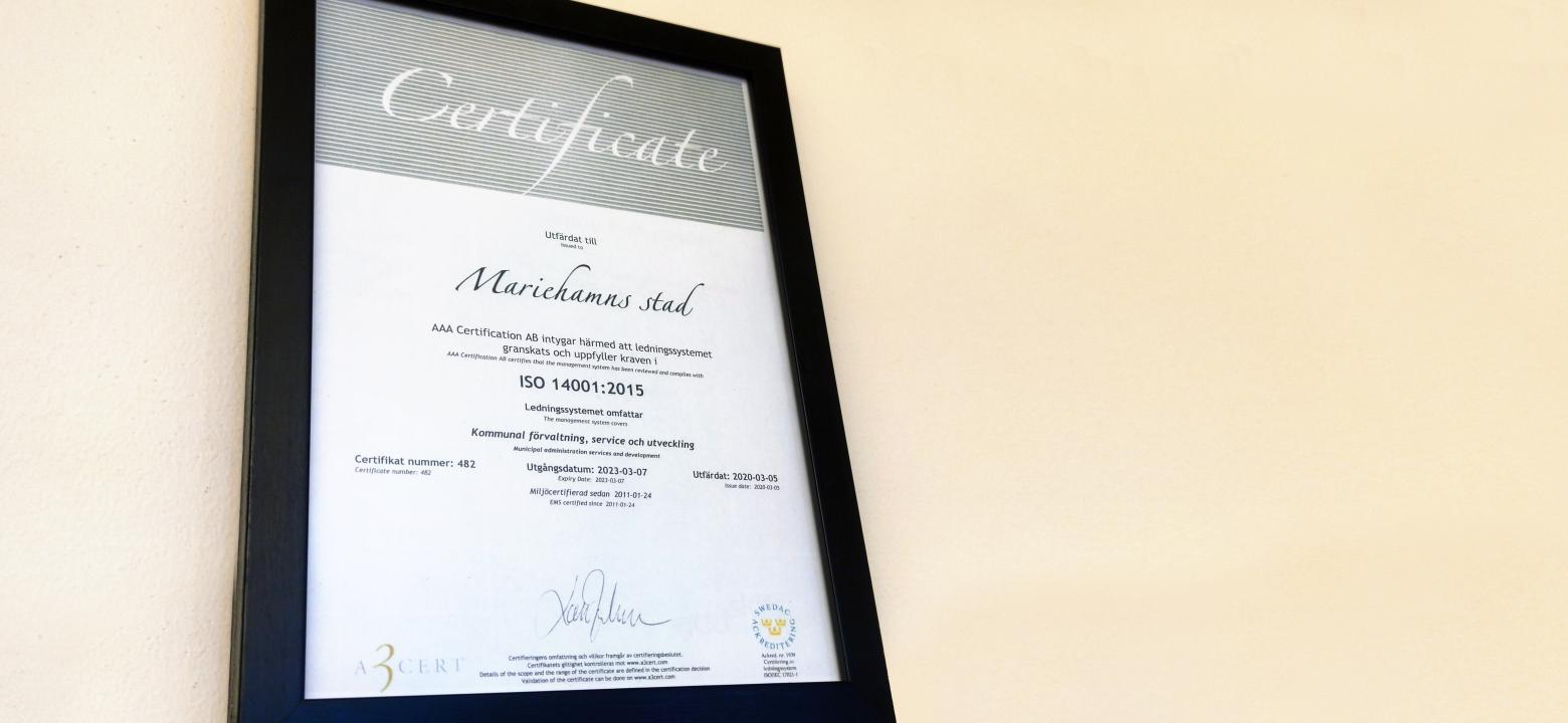 Tavla med certifikat för ISO14001