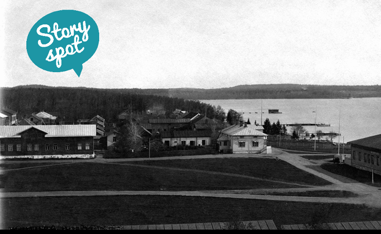 Torget i Mariehamn för länge sedan Svartvit bild av torget i Mariehamn för länge sedan