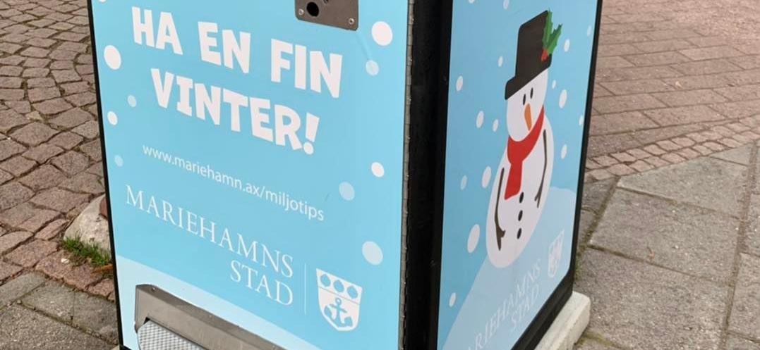 Stadens smarta soptunna i vinterkläder